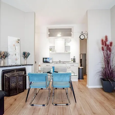 Spacious Koster Beach Apartment, Close To The Beach Zandvoort