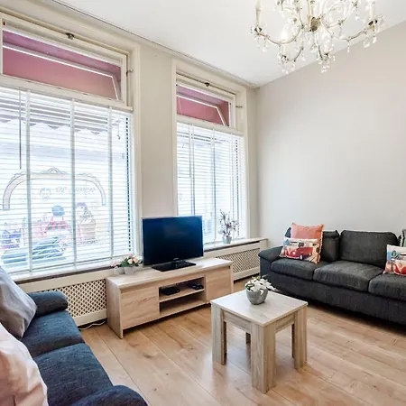 Daire Spacious Koster Beach Apartment, Close To The Beach *
